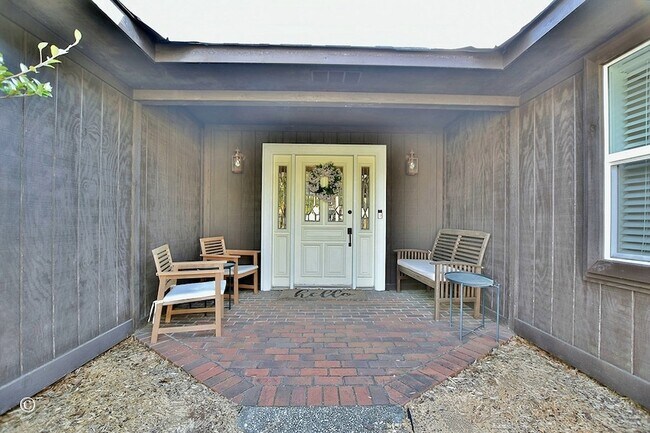 Foto del edificio - 4404 Bridgewater Dr