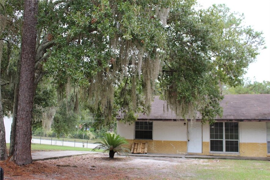 Primary Photo - 2219 SE 34th Terrace