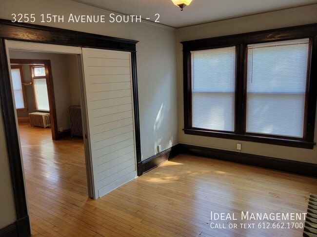 Building Photo - 3255 15th Ave S