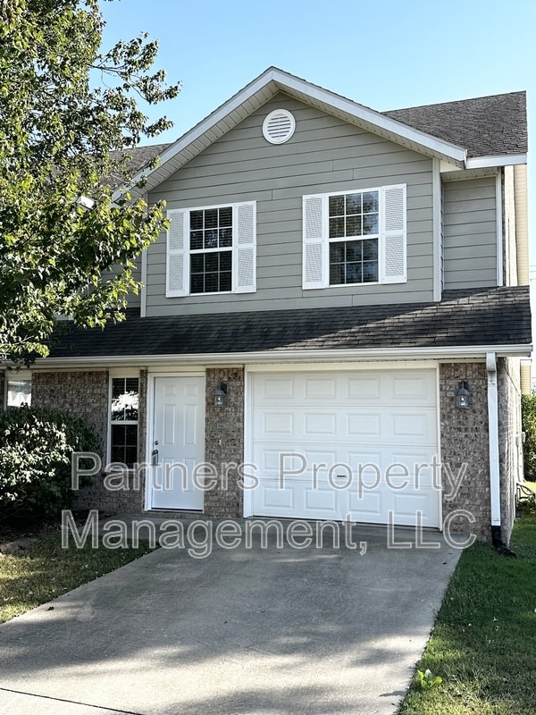 Photo - 12267 Rambling Rose Wy Townhome