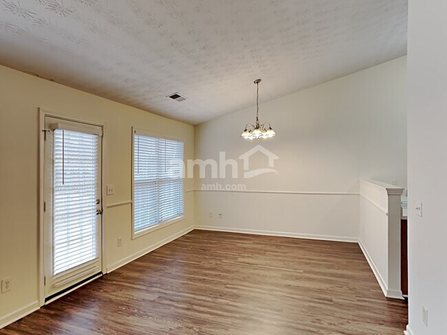 Building Photo - 3327 Freedom Lndg NW