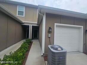 Building Photo - 86640 Shortline Cir
