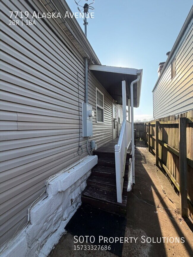 Building Photo - 7719 Alaska Ave