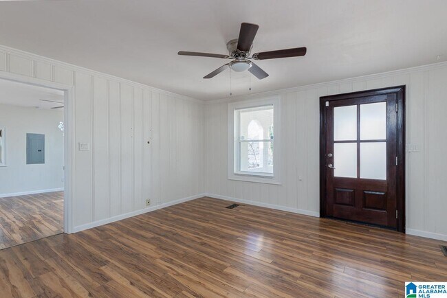 Foto del edificio - 122 Shawnee Ln NW