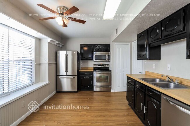 Foto del edificio - 4606 Larner St