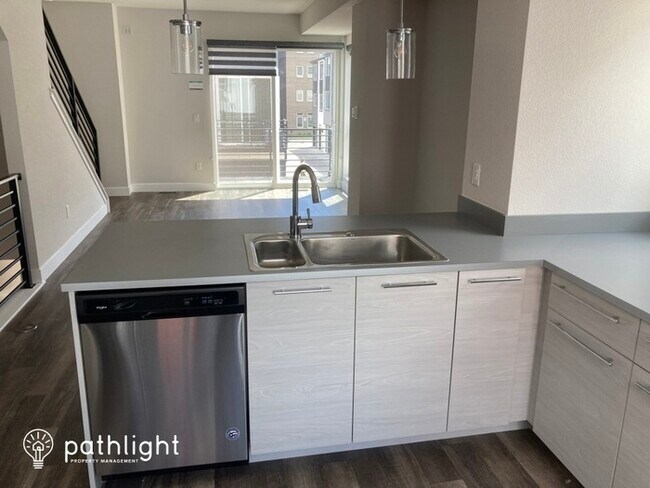 Building Photo - 5570 W 10Th Place, Lakewood, CO, 80214