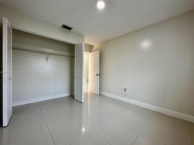 Building Photo - 18155 SW 105th Ave