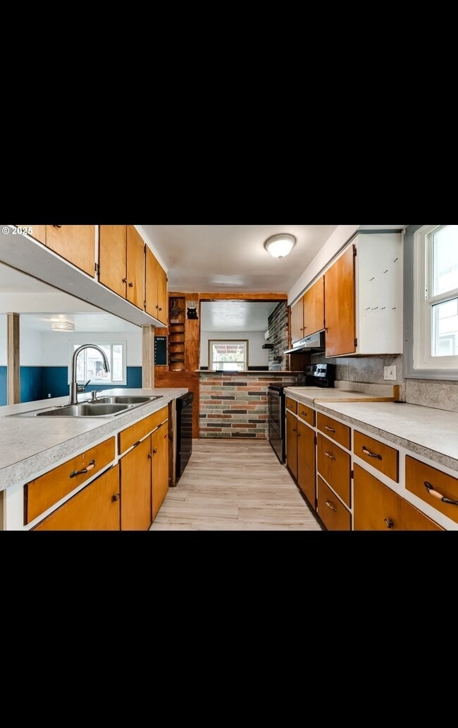 Foto del edificio - 155 N McKinley St