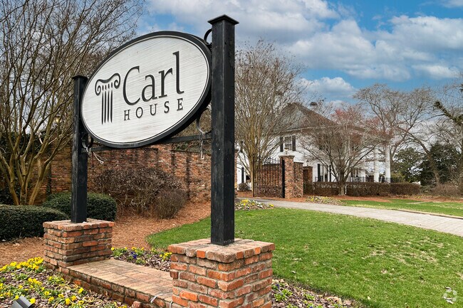 Carl House historic home and event venue.