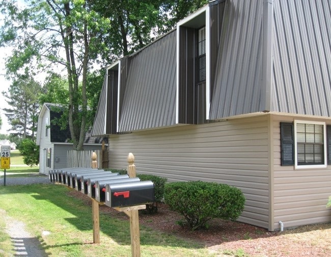 Wood Castle Apartments Rentals Rainsville, AL