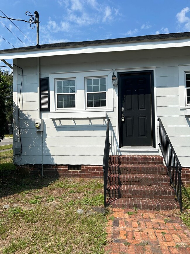 Photo - CHARMER LOCATED IN THE HEART OF DOWNTOWN CONWAY House
