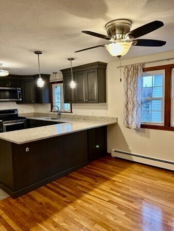 Building Photo - 184 Safford St