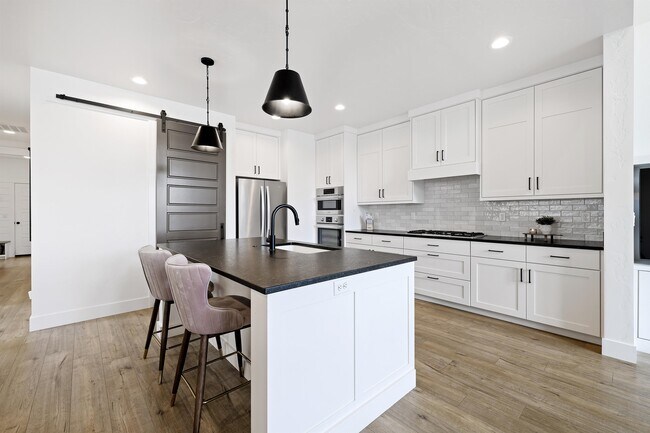 Foto del edificio - 3433 W Hidden Springs Dr