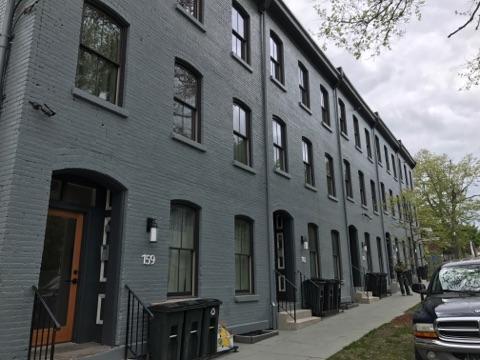 Foto principal - 159 Washington St