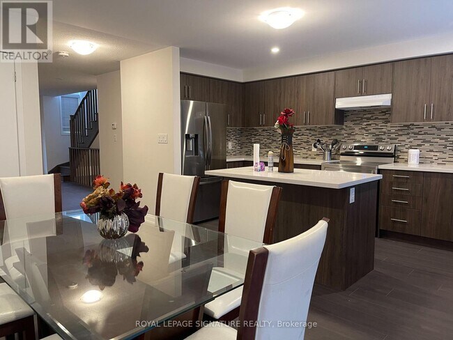 Building Photo - 1387 Bradenton Path