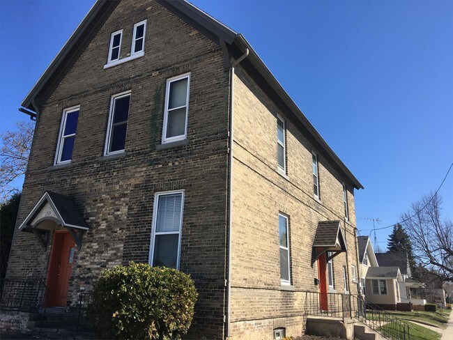 Foto del edificio - 2515 Western Ave