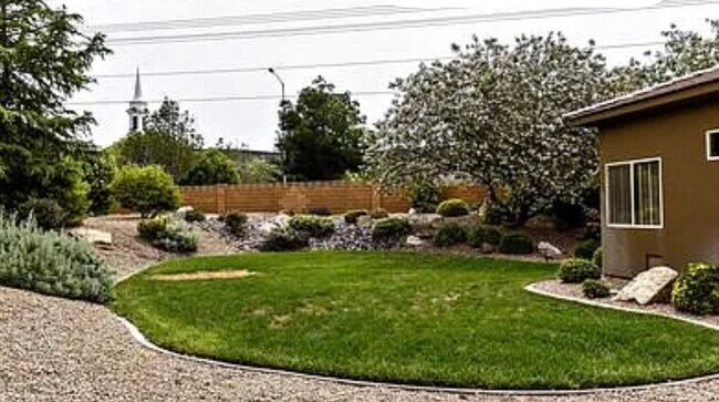 Building Photo - 1854 Stonebridge Dr