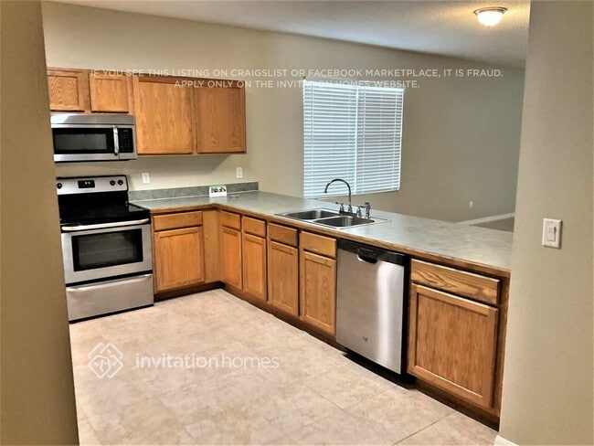 Foto del edificio - 632 Cressa Cir