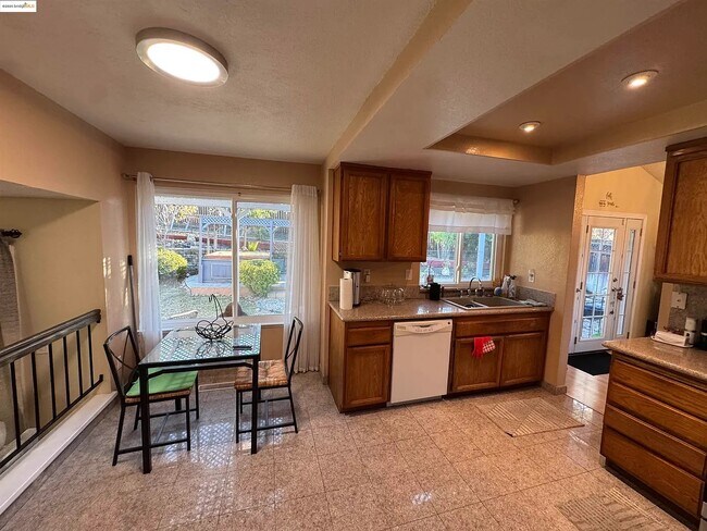 Foto del edificio - 357 Huntley Rd