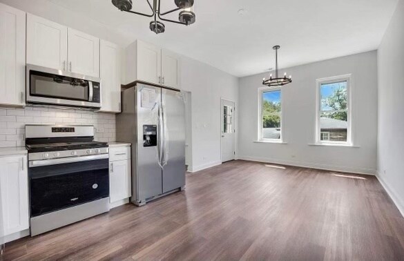 Foto del edificio - 7418 Kostner Ave
