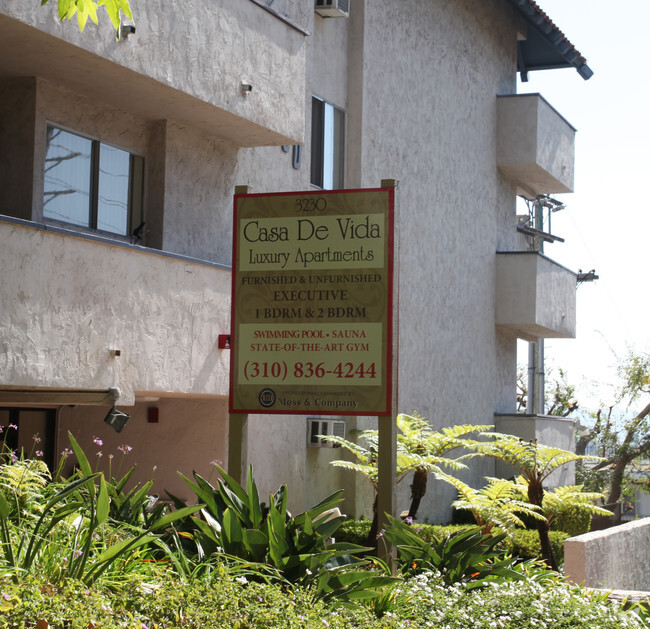 Management Sign - Casa De Vida