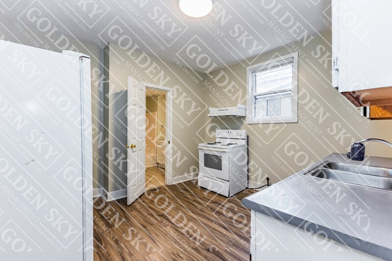 Foto principal - 803 W Main St