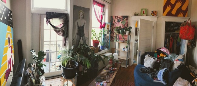 Bedroom - 511 N Meadow St