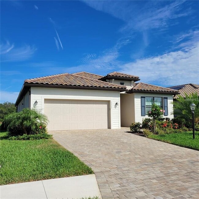Building Photo - 17335 Blue Rdg Pl