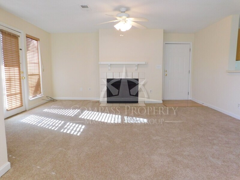 Primary Photo - 613 Cypress Pointe St