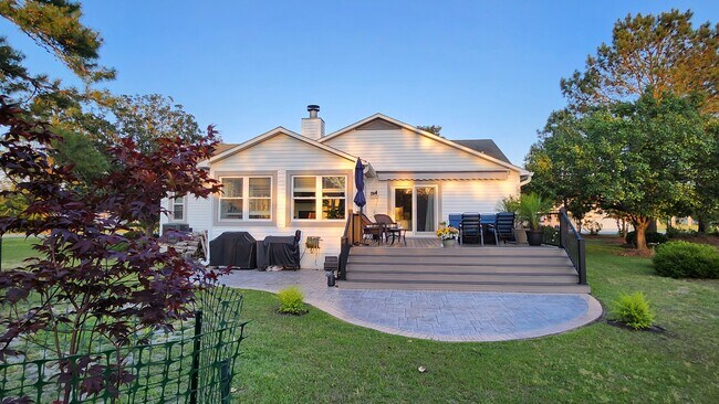 Foto del edificio - 6126 Castleton Ct