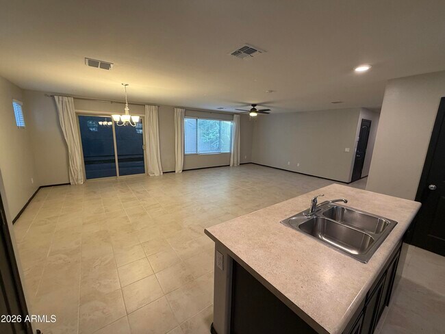 Building Photo - 16576 W Jenan Dr