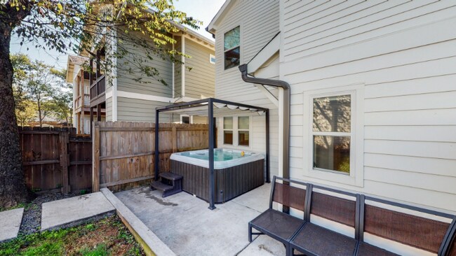 Building Photo - 5202 Kentucky Ave