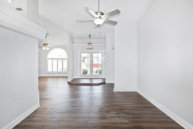 Building Photo - Chestnut Creek Annual Home for Rent