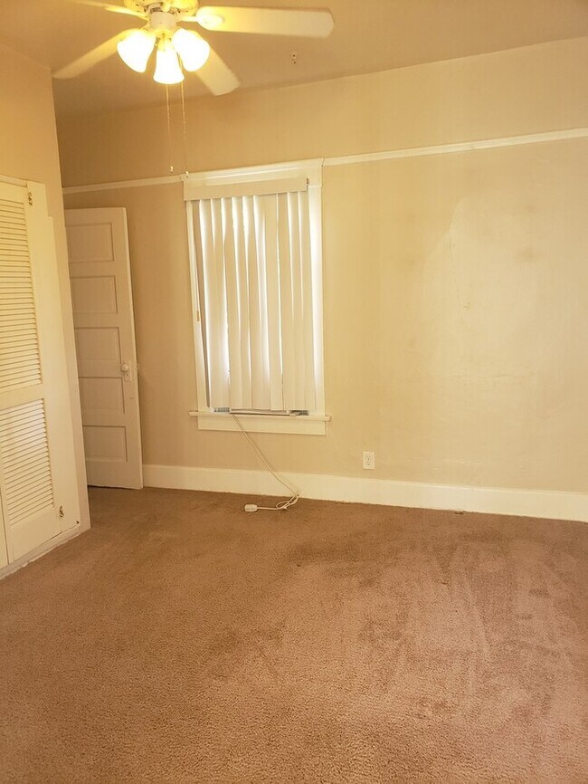 Foto del edificio - Charming 1bdr four-plex in University Heig...