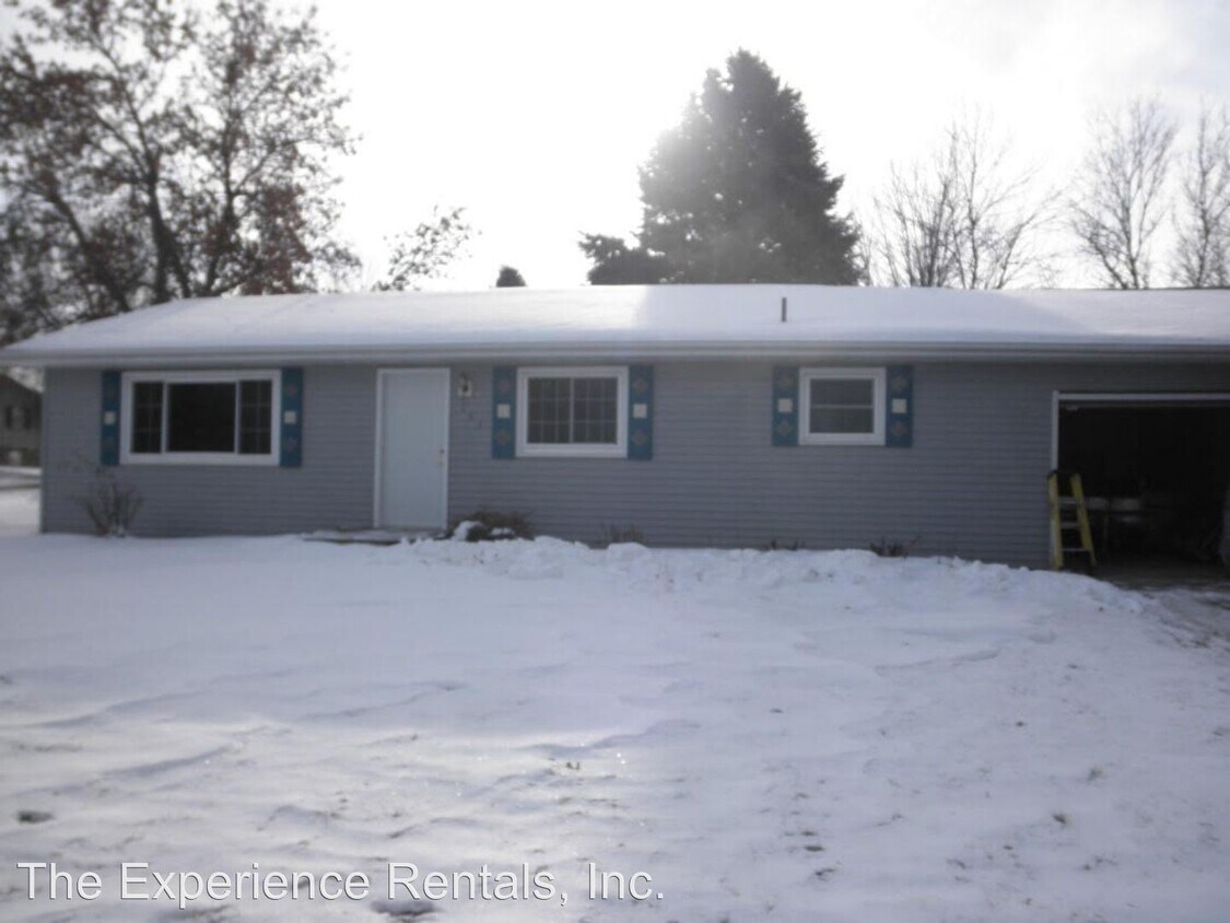 Primary Photo - 3 br, 2 bath House - 105 Dakota Ave