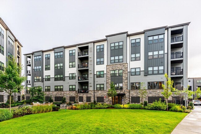 Building Photo - 12875 Mosaic Pk Wy