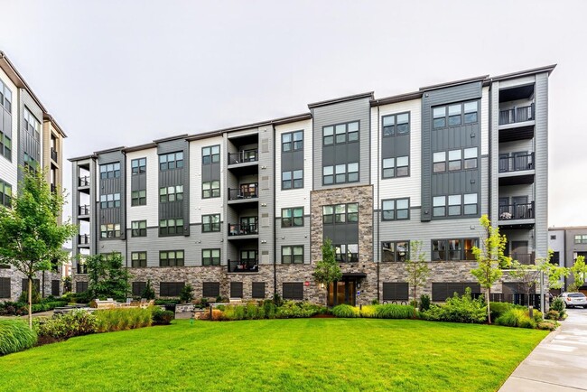 Foto del edificio - 12875 Mosaic Pk Wy