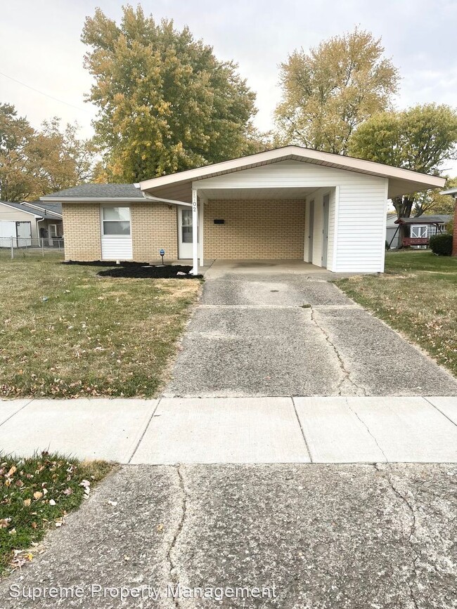 Building Photo - 3 br, 1.5 bath House - 1702 Beechwood Dr