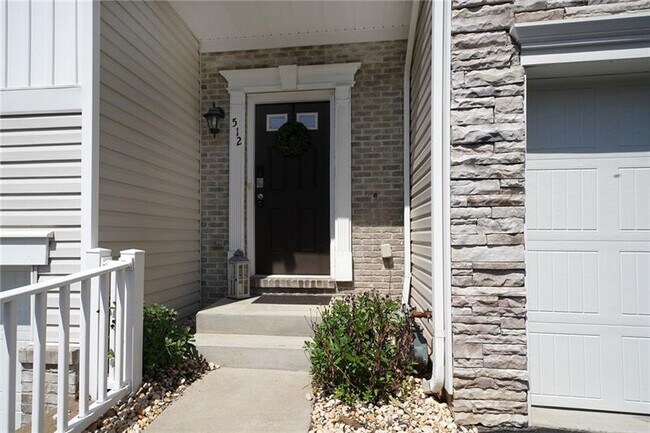 Foto del edificio - 512 Isabella Ct