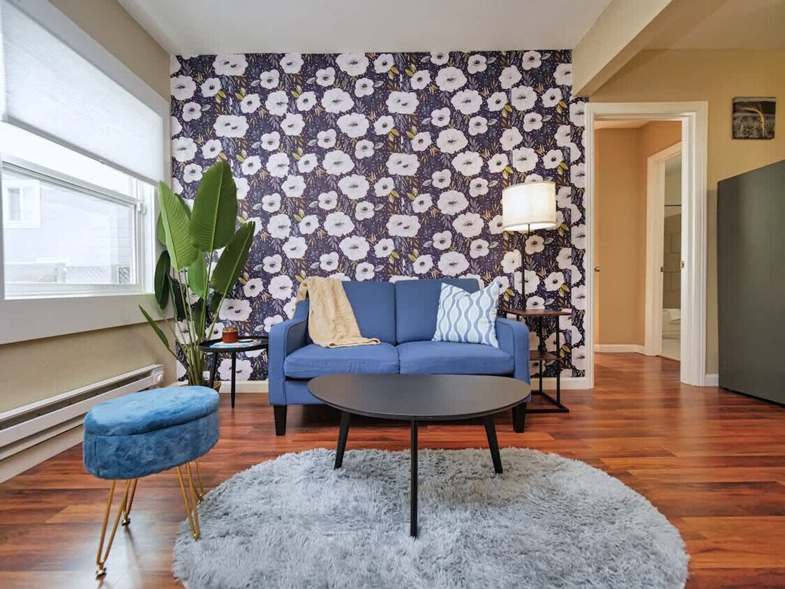Foto principal - 2314 Bonar St