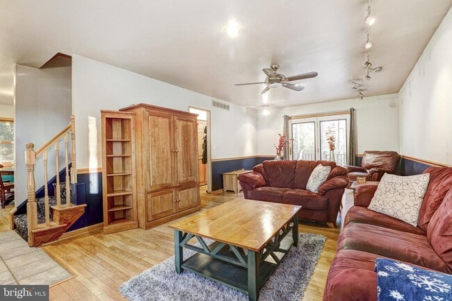 Building Photo - 119 Bosley Ave