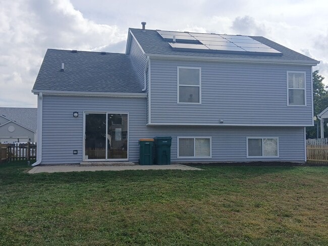 Foto del edificio - 2076 Longwood Ct