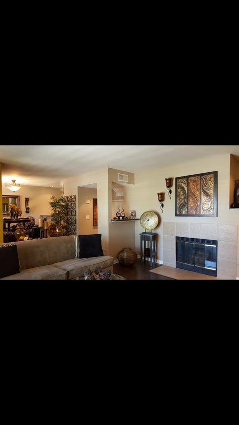 Living Room - 2155 Highpointe Dr