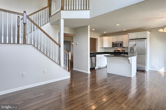 Building Photo - 1803 Vista Dr
