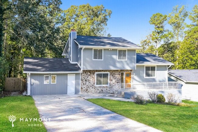 Foto del edificio - 7050 Merrywood Dr