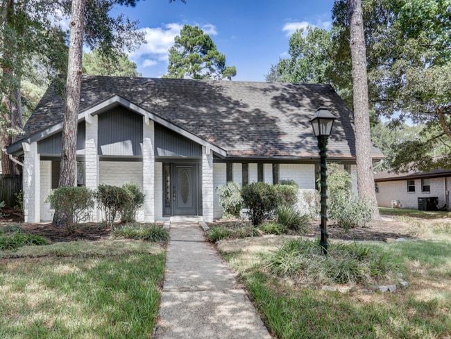 Foto del edificio - 1951 Round Spring Dr