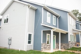 Building Photo - 906 N Madison St