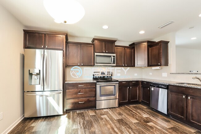 Foto del edificio - 370 Inlet Pl Dr