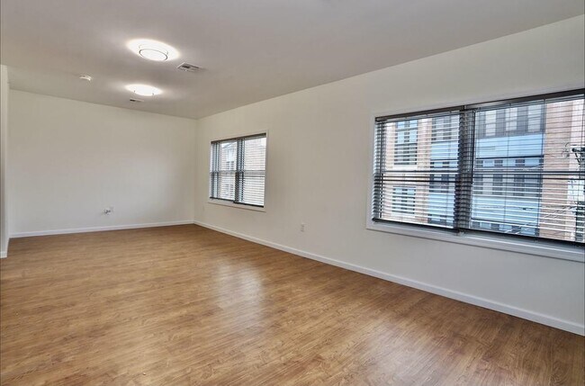 Foto del edificio - 143 Zabriskie St