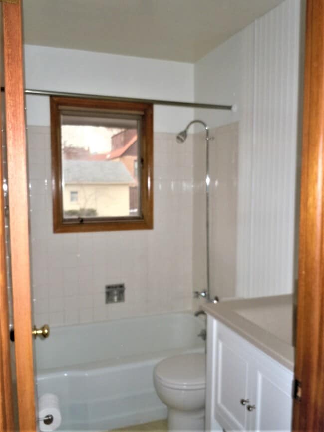 Building Photo - 3528 38th St